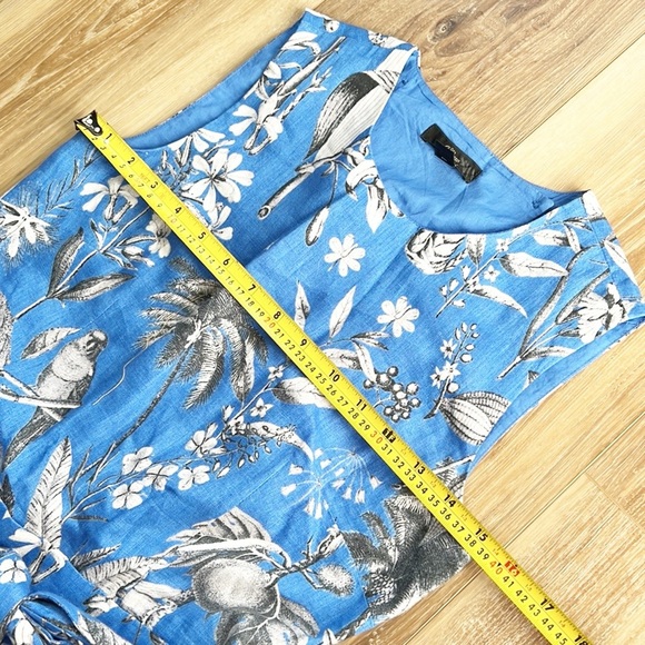 J.Crew Italian Linen Wide-Leg Pants
Size 00 High Rise In Ratti Tropical - Picture 7 of 13